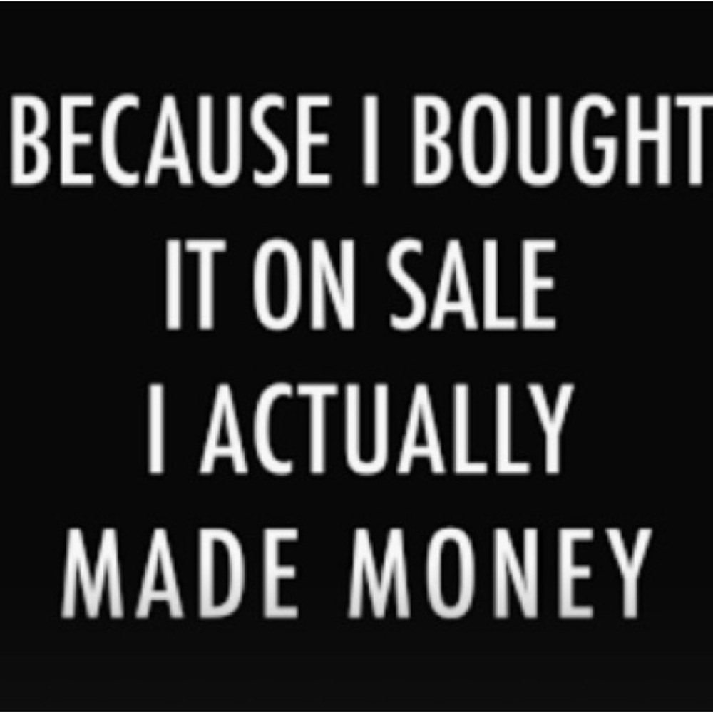 Winter 🥶 closet clean out 
Price drops when you bundle, bundle, bundle - Picture 4 of 11